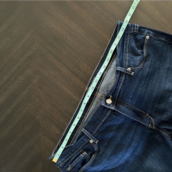 Levi’s Red Tab 524 Bootcut Jeans | W33 L32 | 17M - Picture 12 of 12